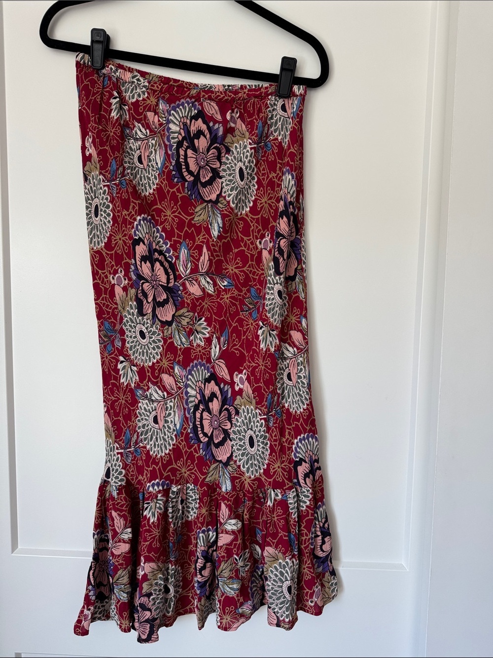 Floral Ruffle Hem Asymmetrical Midi Skirt
